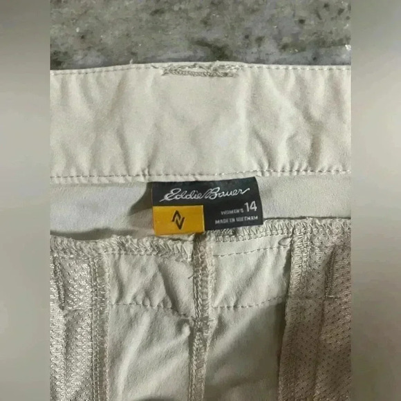 Eddie Bauer Women’s Khaki Roll Up Outdoor Light Stretchy Hiking Pants - Size 14 - Picture 8 of 8